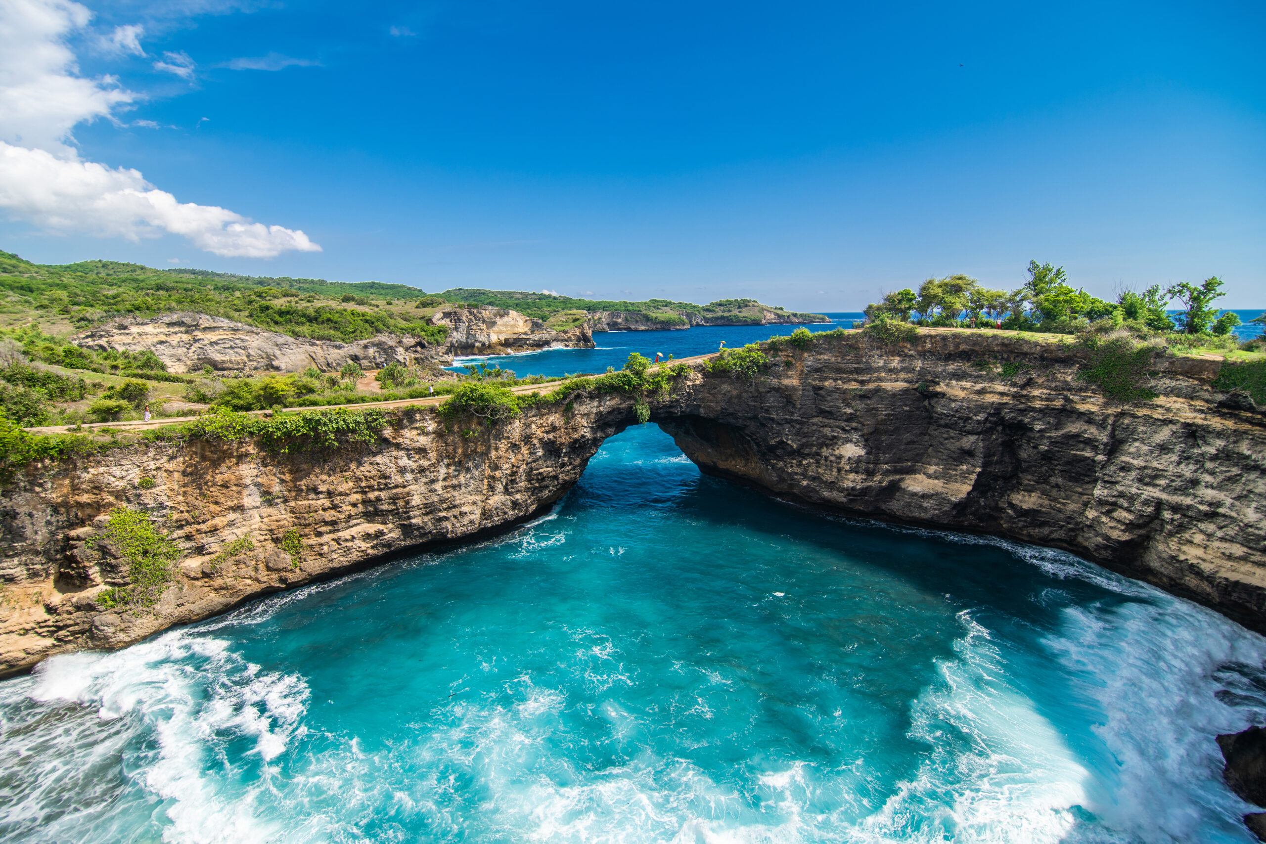 panoramic view broken beach nusa penida bali indonesia blue sky turquoise water scaled